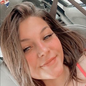 Meet your Posher, Haleigh